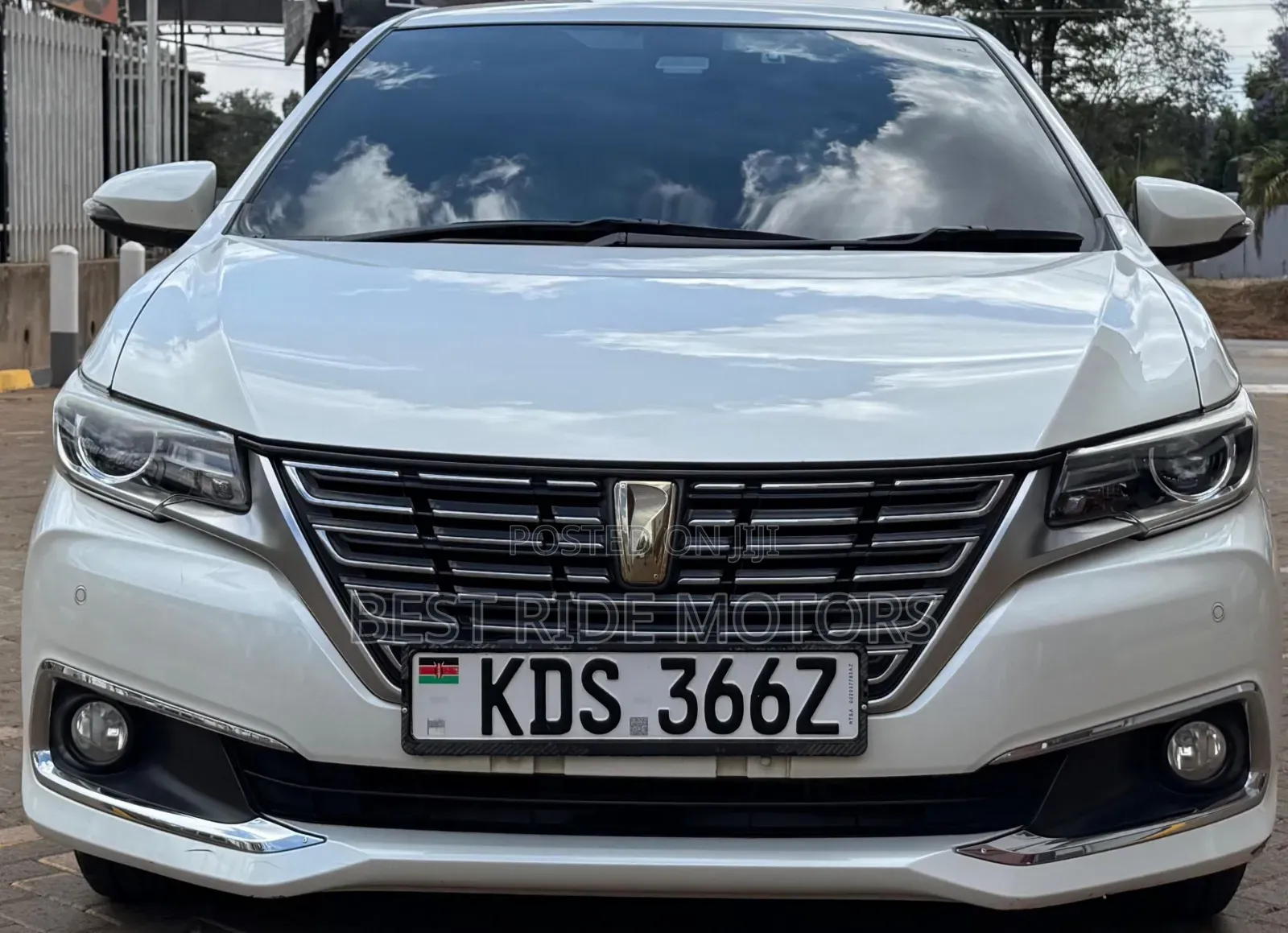 Toyota Premio 1.5 FWD 2018 White