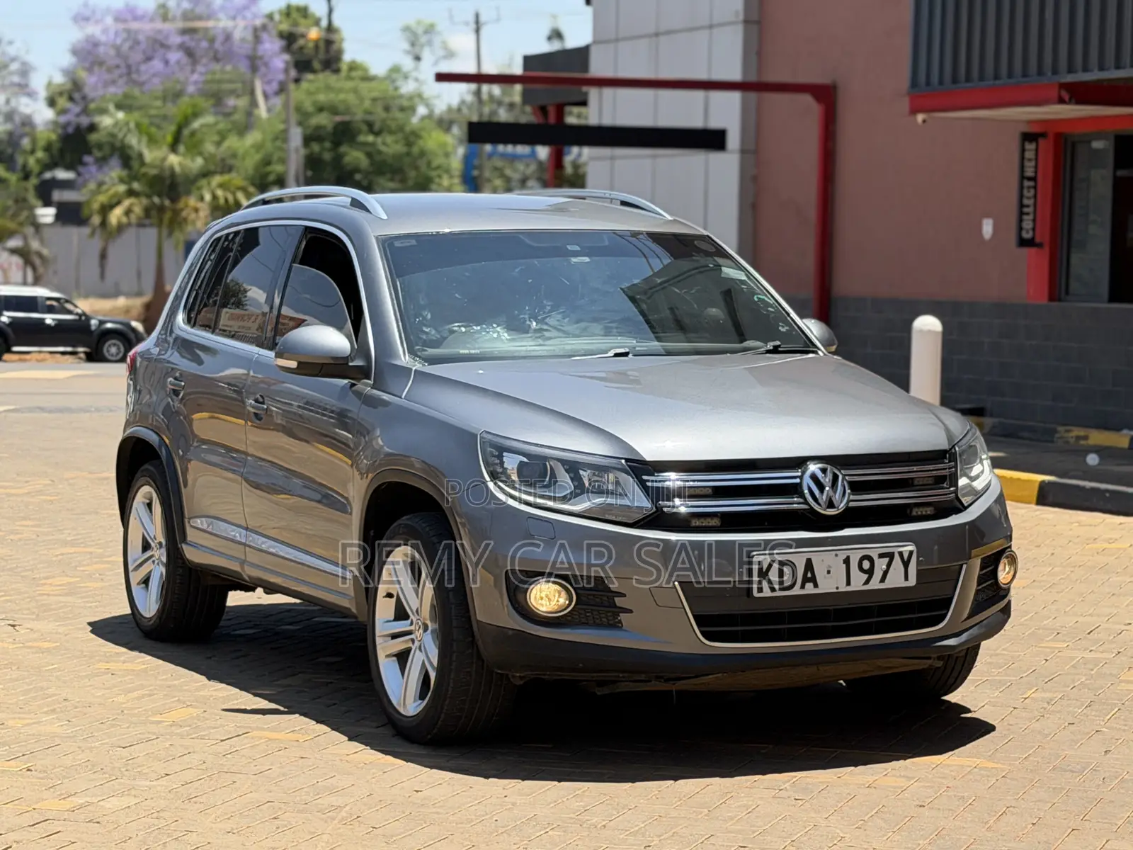 Volkswagen Tiguan 2015 Gray
