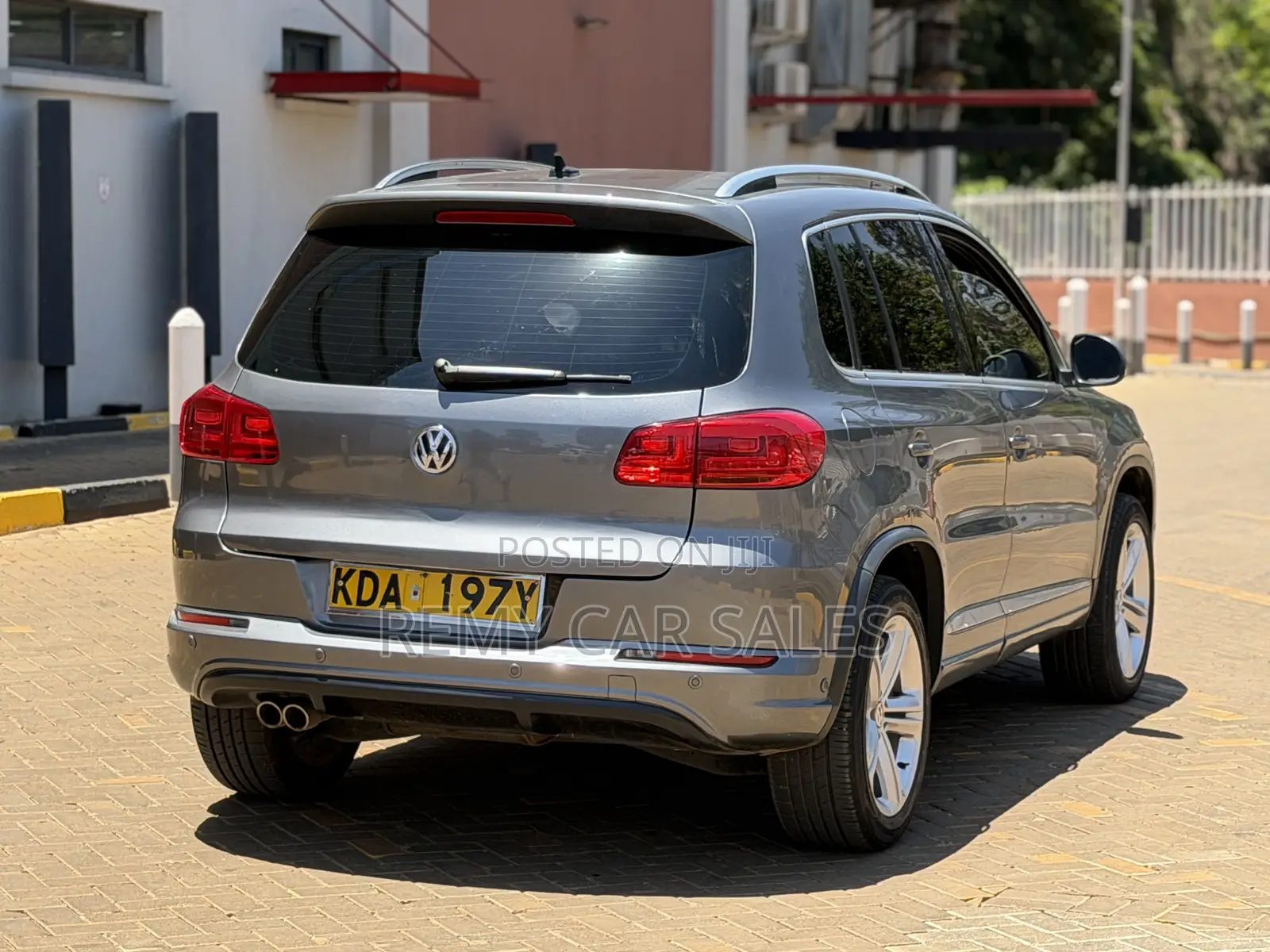 Volkswagen Tiguan 2015 Gray