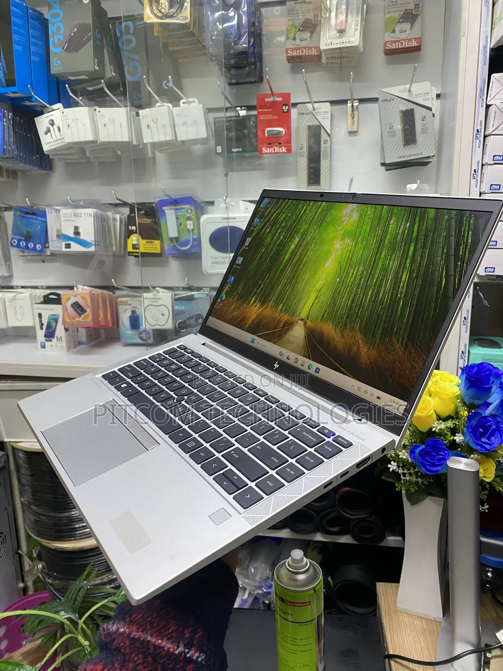 Laptop HP EliteBook 845 G7 8GB AMD Ryzen 5 SSD 256GB