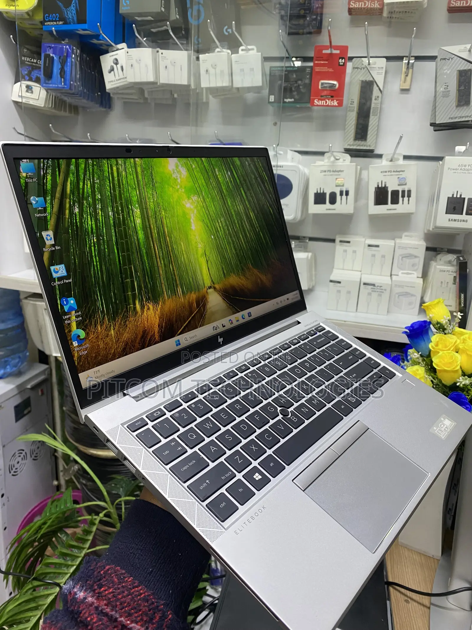 Laptop HP EliteBook 845 G7 8GB AMD Ryzen 5 SSD 256GB