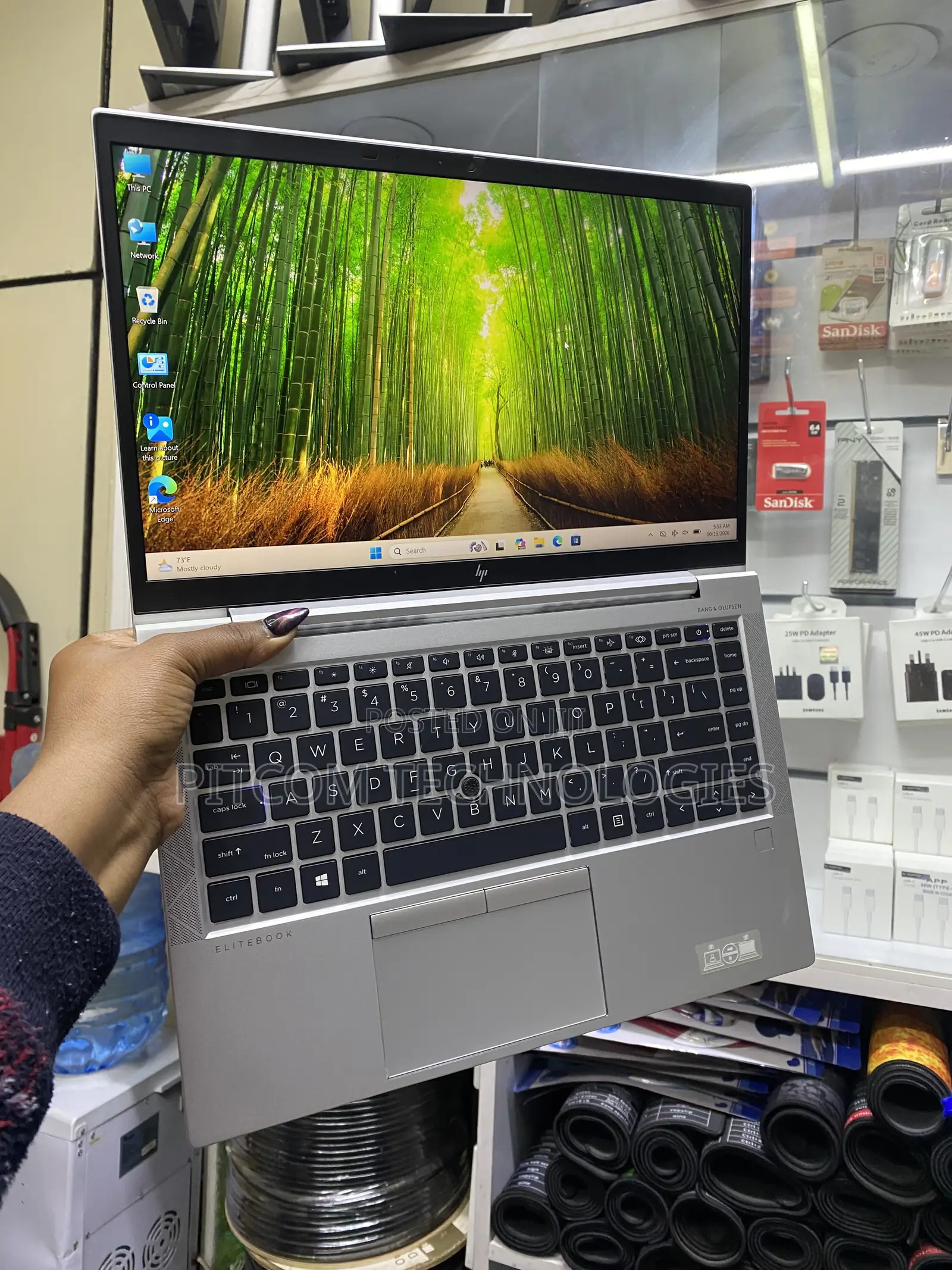 Laptop HP EliteBook 845 G7 8GB AMD Ryzen 5 SSD 256GB