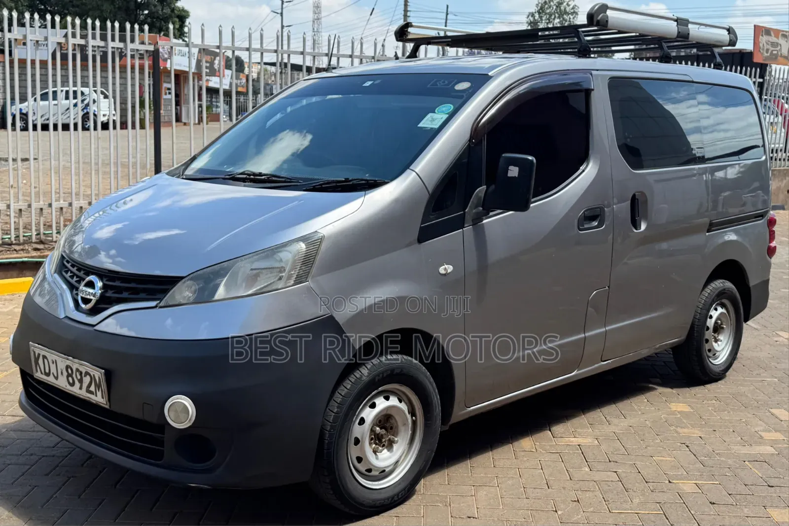 Nissan NV200 2015 Grey