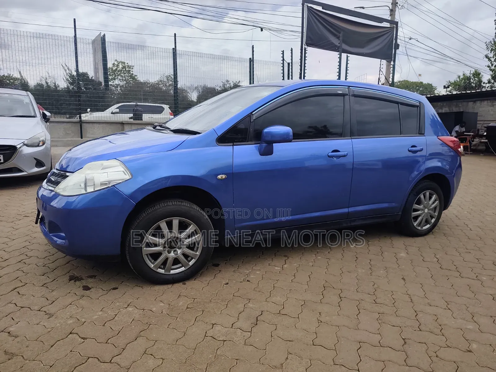 Nissan Tiida 1.6 2008 Blue