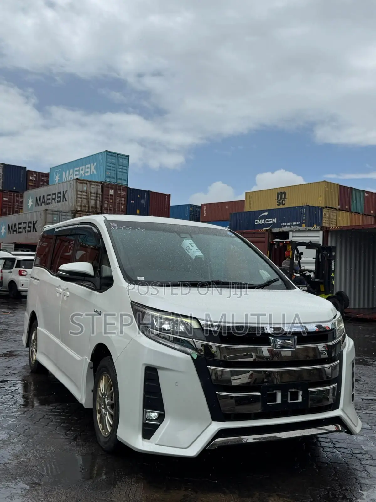 Toyota Noah 1.8 FWD Hybrid (7 seater) 2019 White