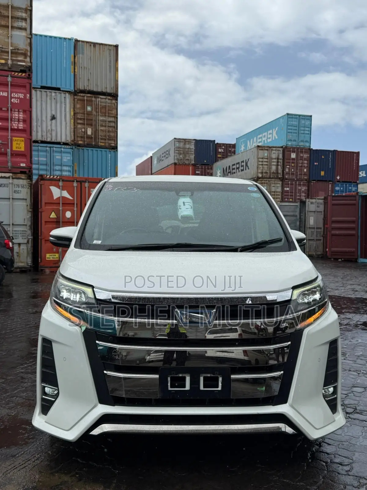 Toyota Noah 1.8 FWD Hybrid (7 seater) 2019 White