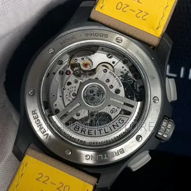 Breitling Avenger Chronograph