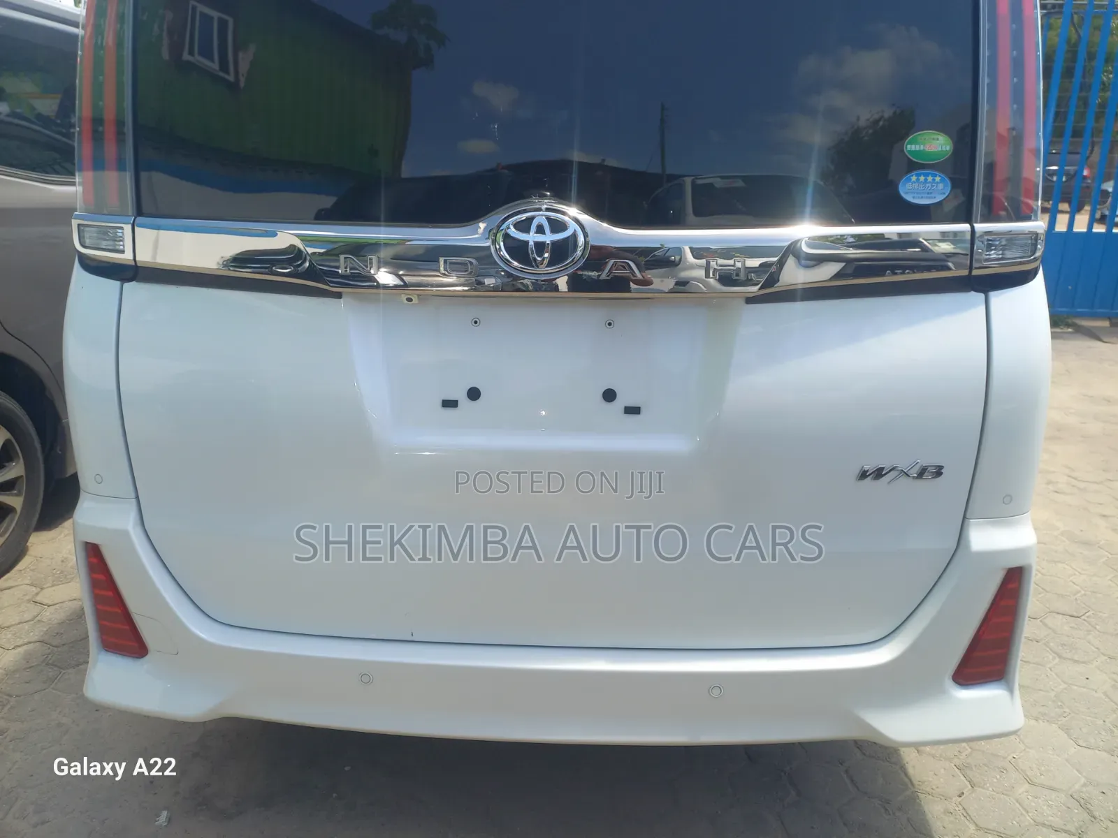 Toyota Noah 2.0 FWD (7 Seater) 2020 White