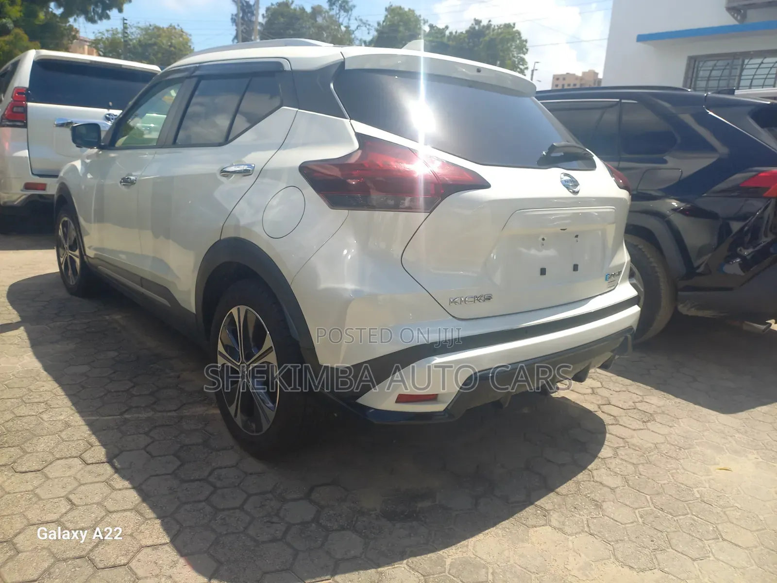 Nissan Kicks 2021 White