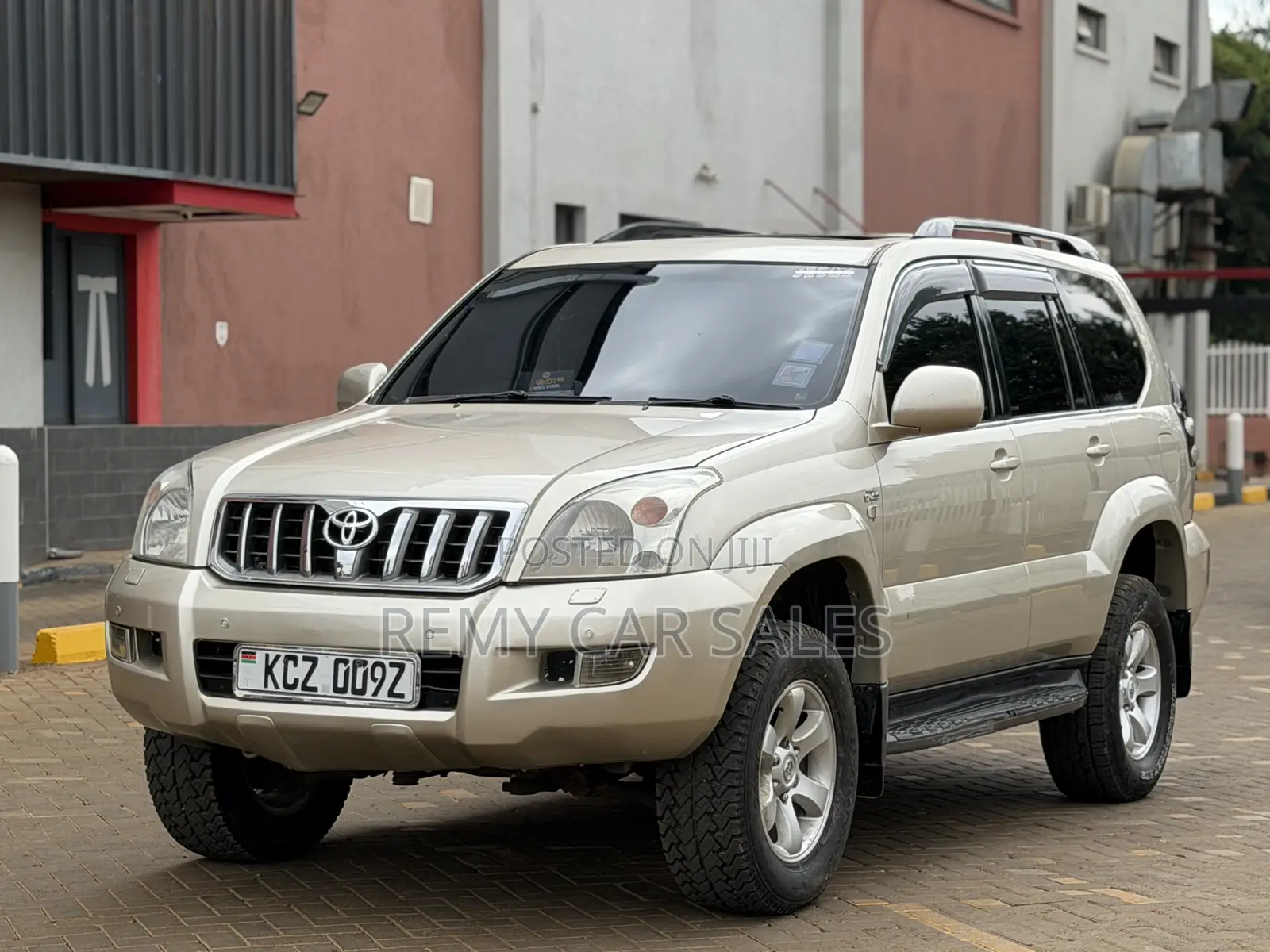 Toyota Land Cruiser Prado 2012 Gold