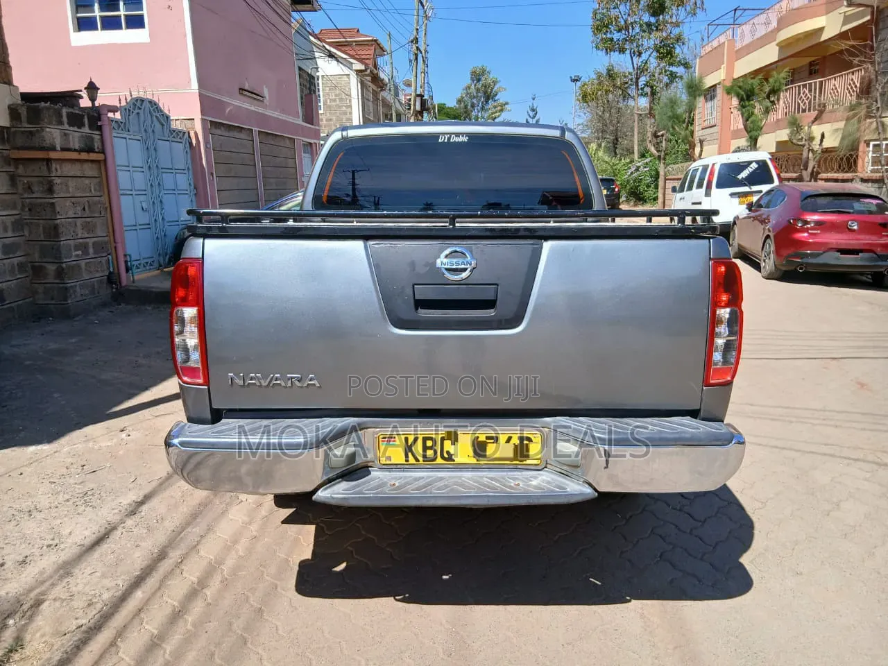 Nissan Navara 2.5 dCi 2011 Gray