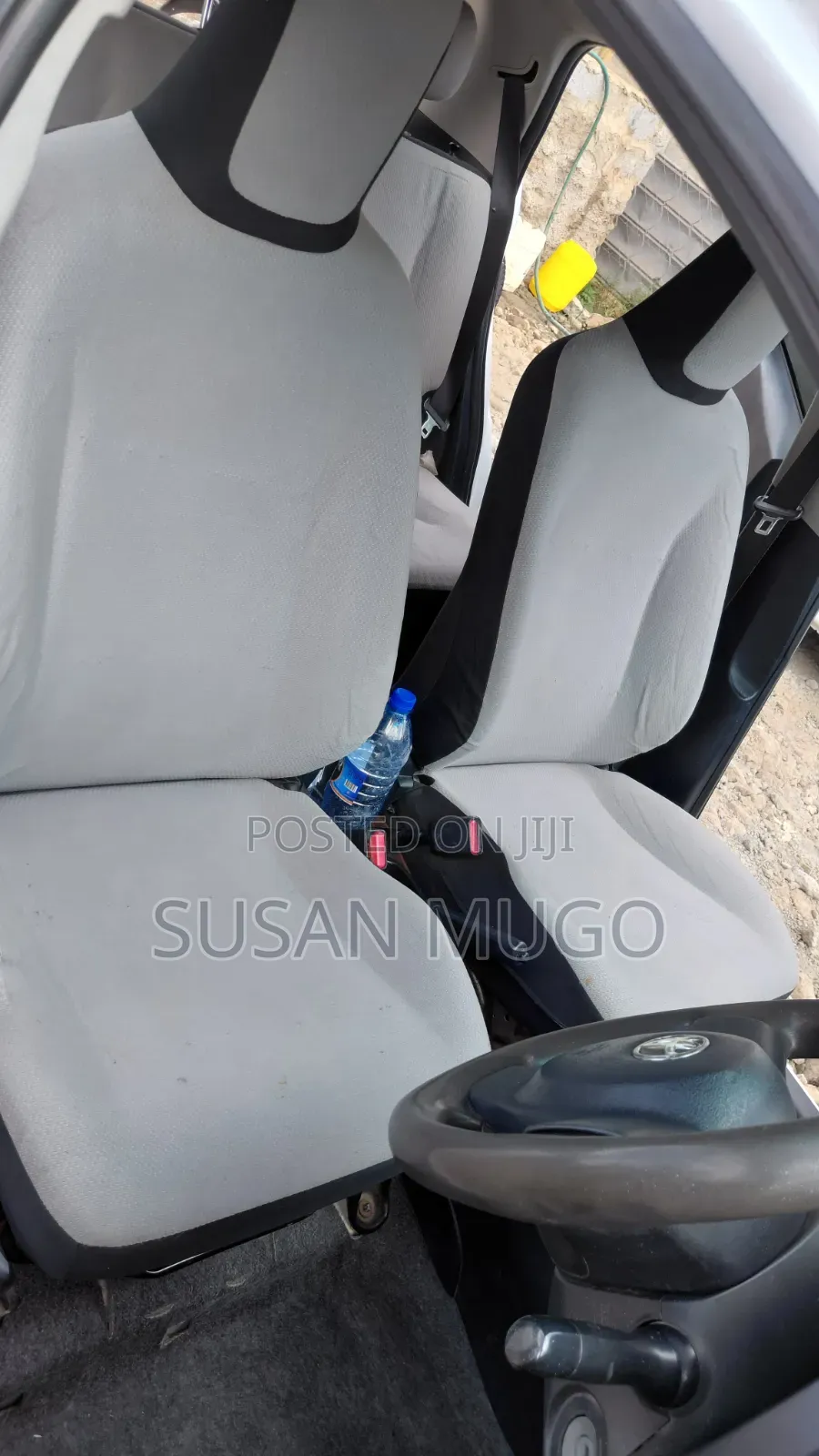 Toyota Vitz 2011 White
