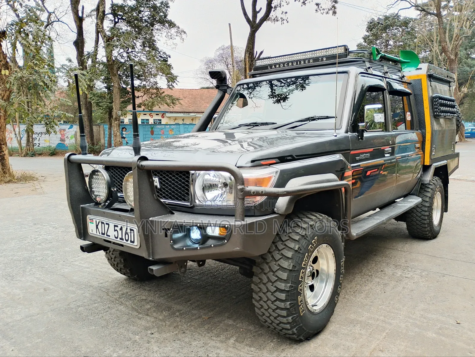 Toyota Land Cruiser 2014 Gray