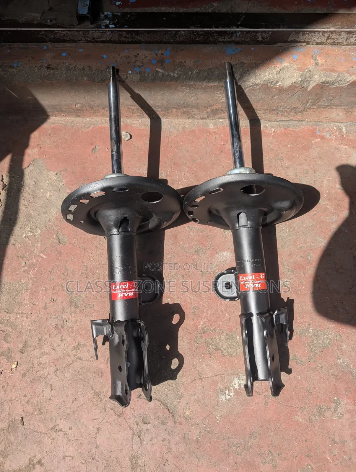 Toyota Vanguard Shock Absorbers.