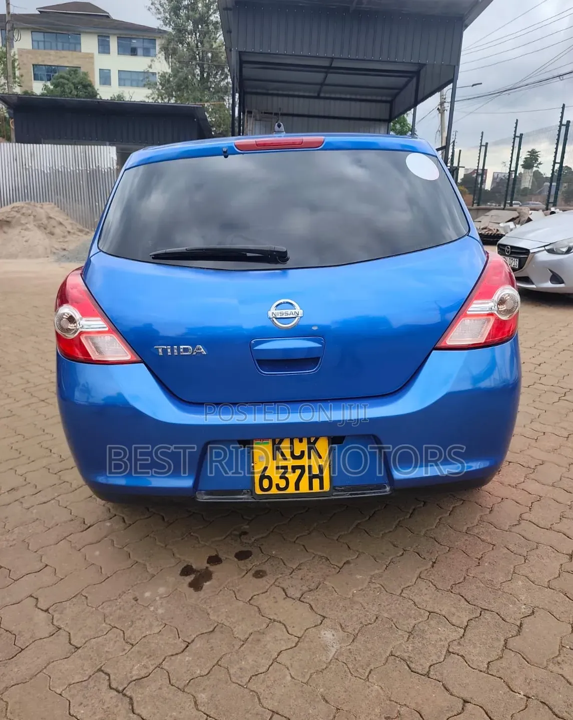 Nissan Tiida 2009 Blue