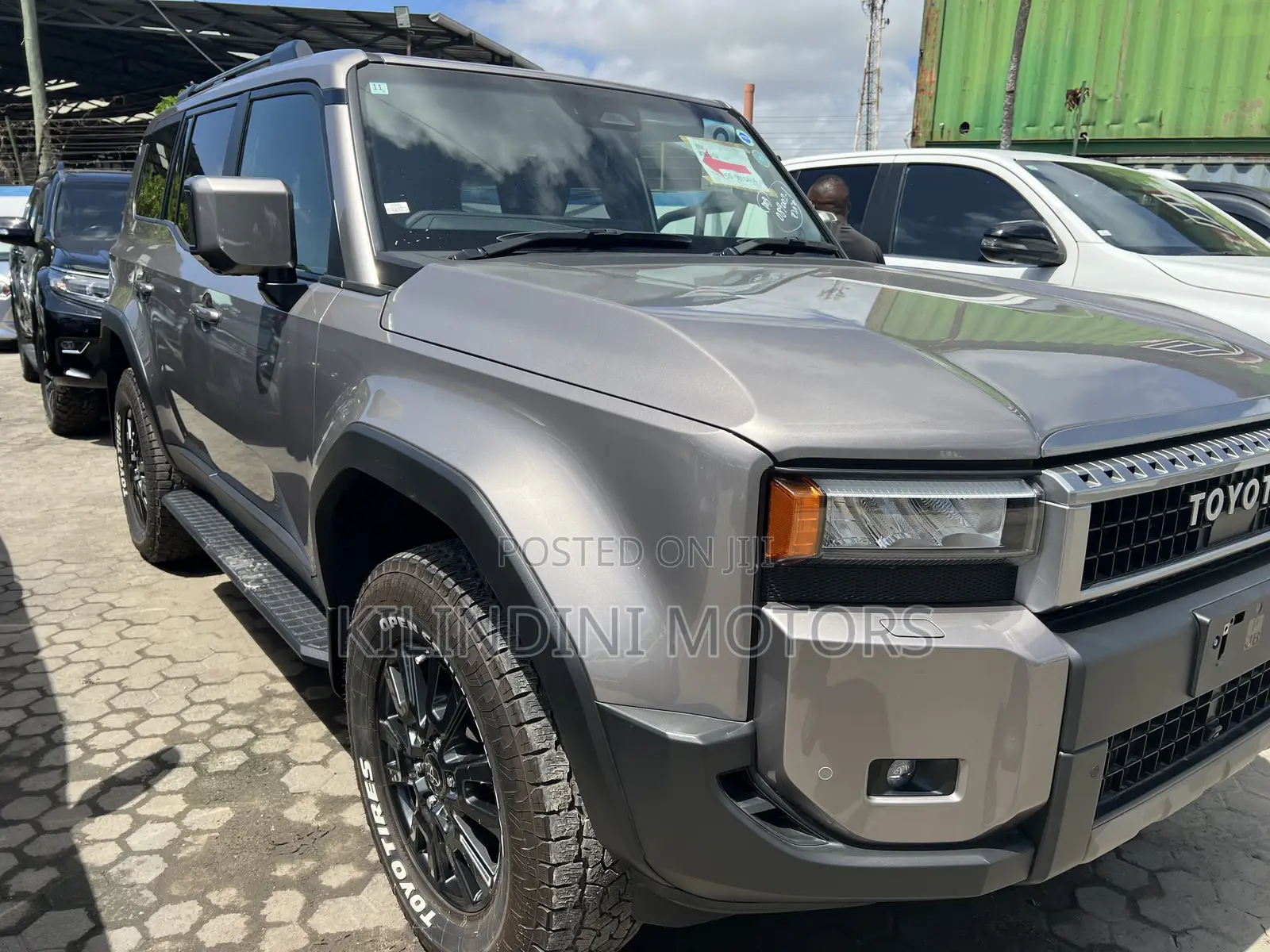 Toyota Land Cruiser Prado 2025