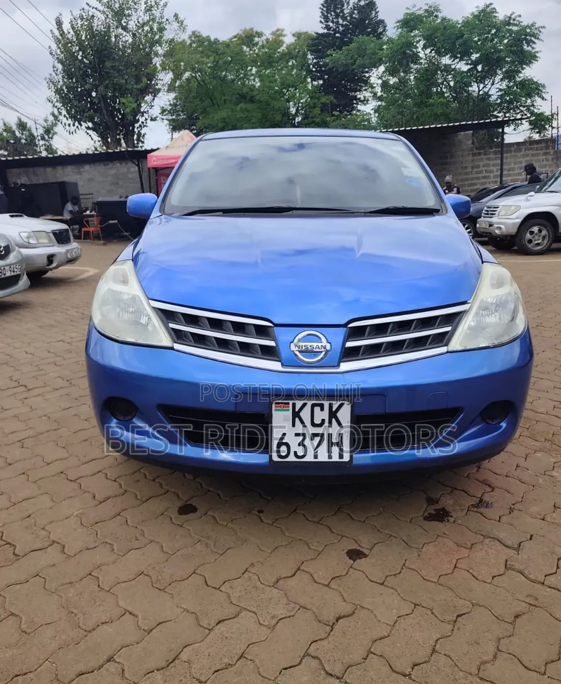 Nissan Tiida 2009 Blue