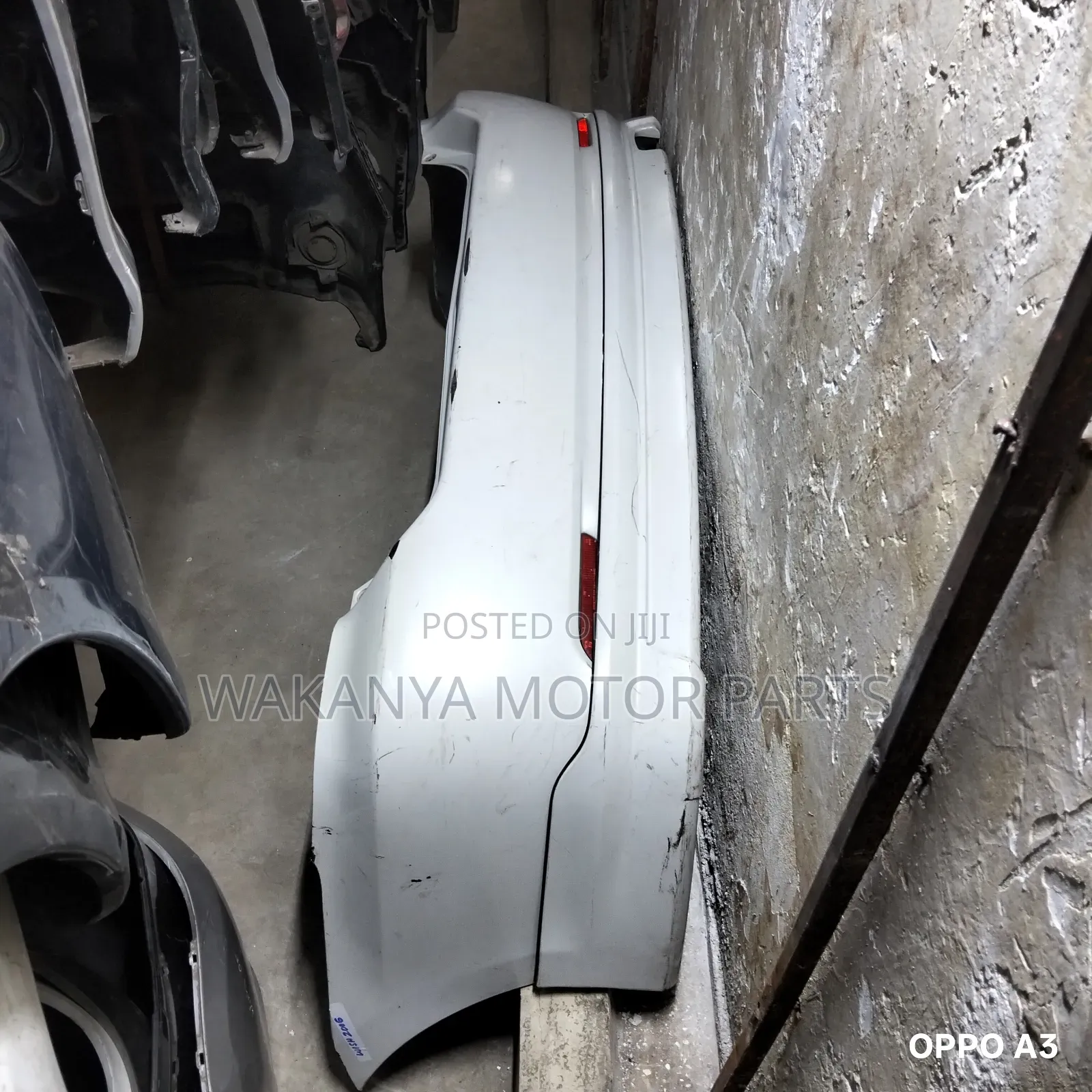 Toyota Wish 2005/2006/2008 Back Bumper With Body Kit, Ex Japan Part