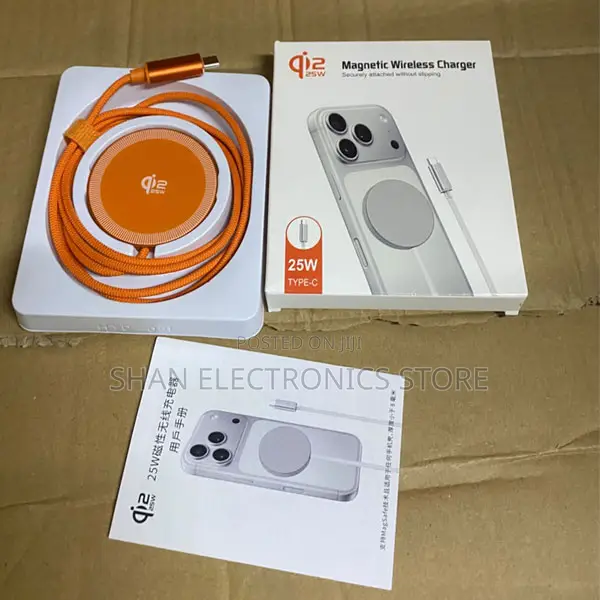 Q12 Fast Charging Magnetic Wireless Phone Charger Pad