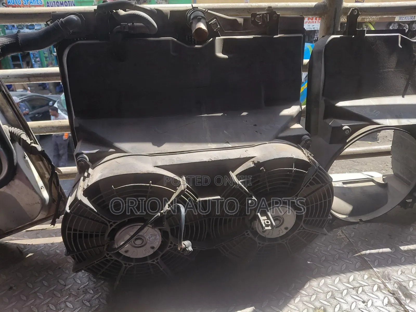 Hiace 7L Radiator
