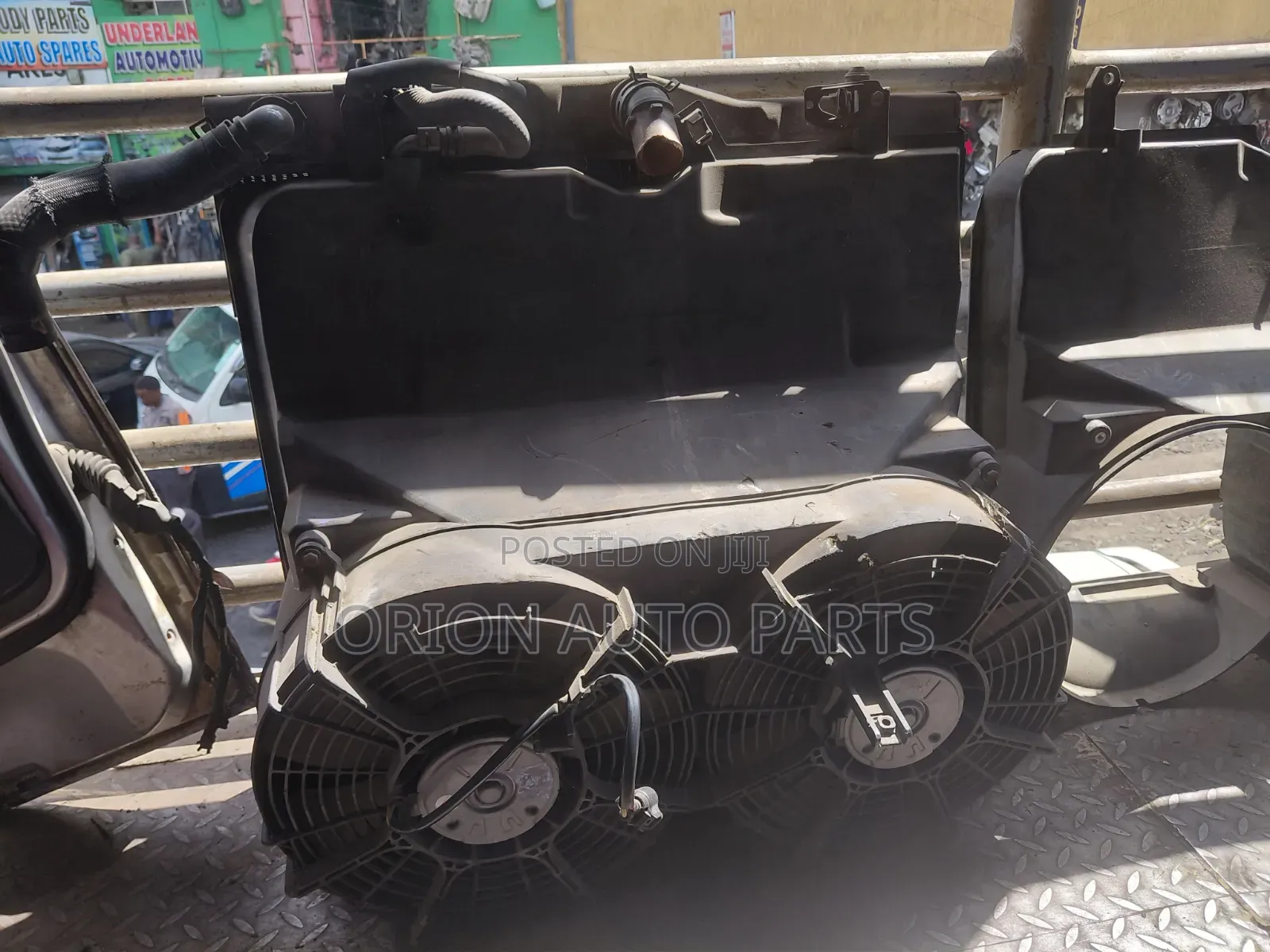 Hiace 7L Radiator
