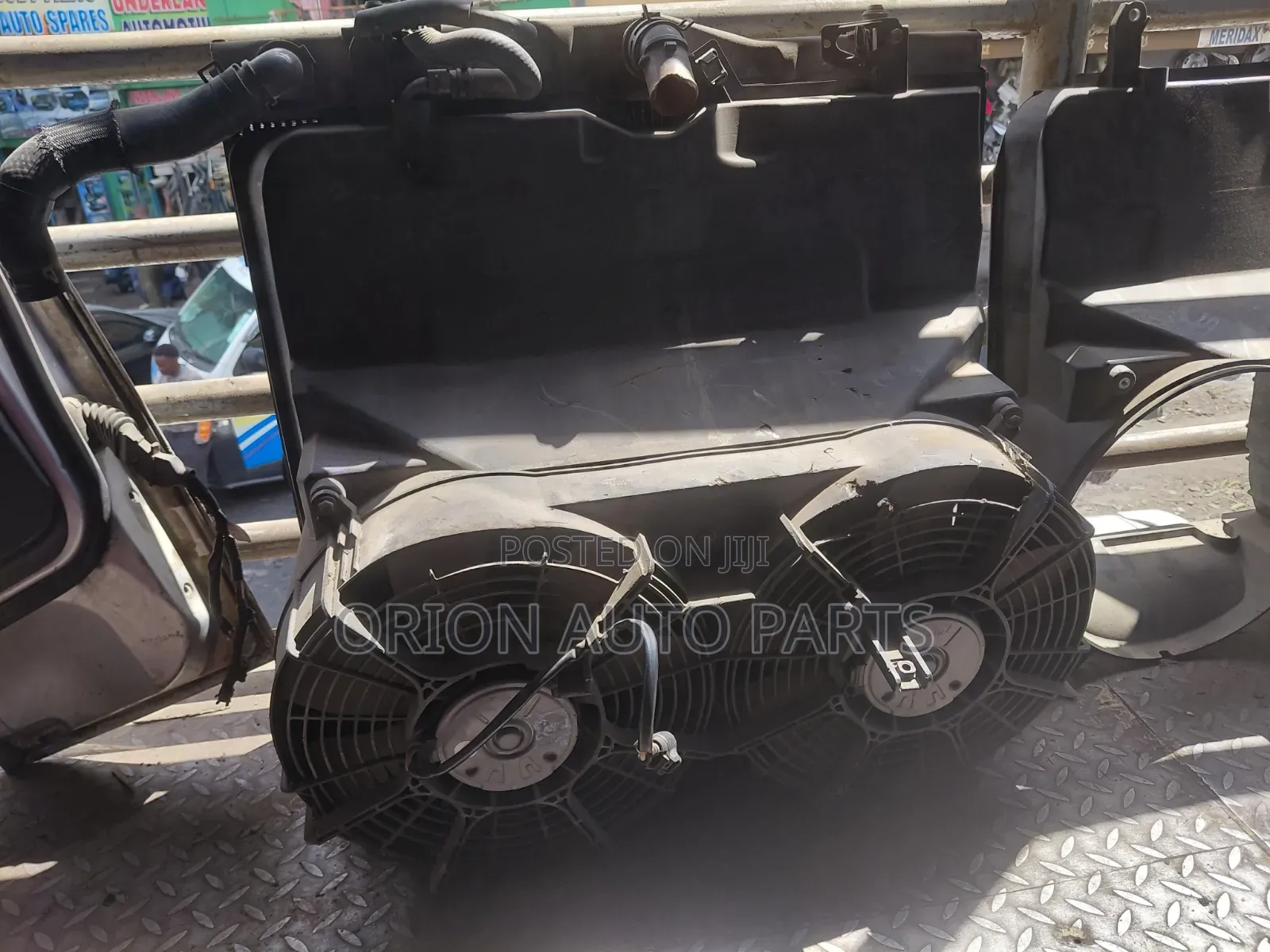 Hiace 7L Radiator