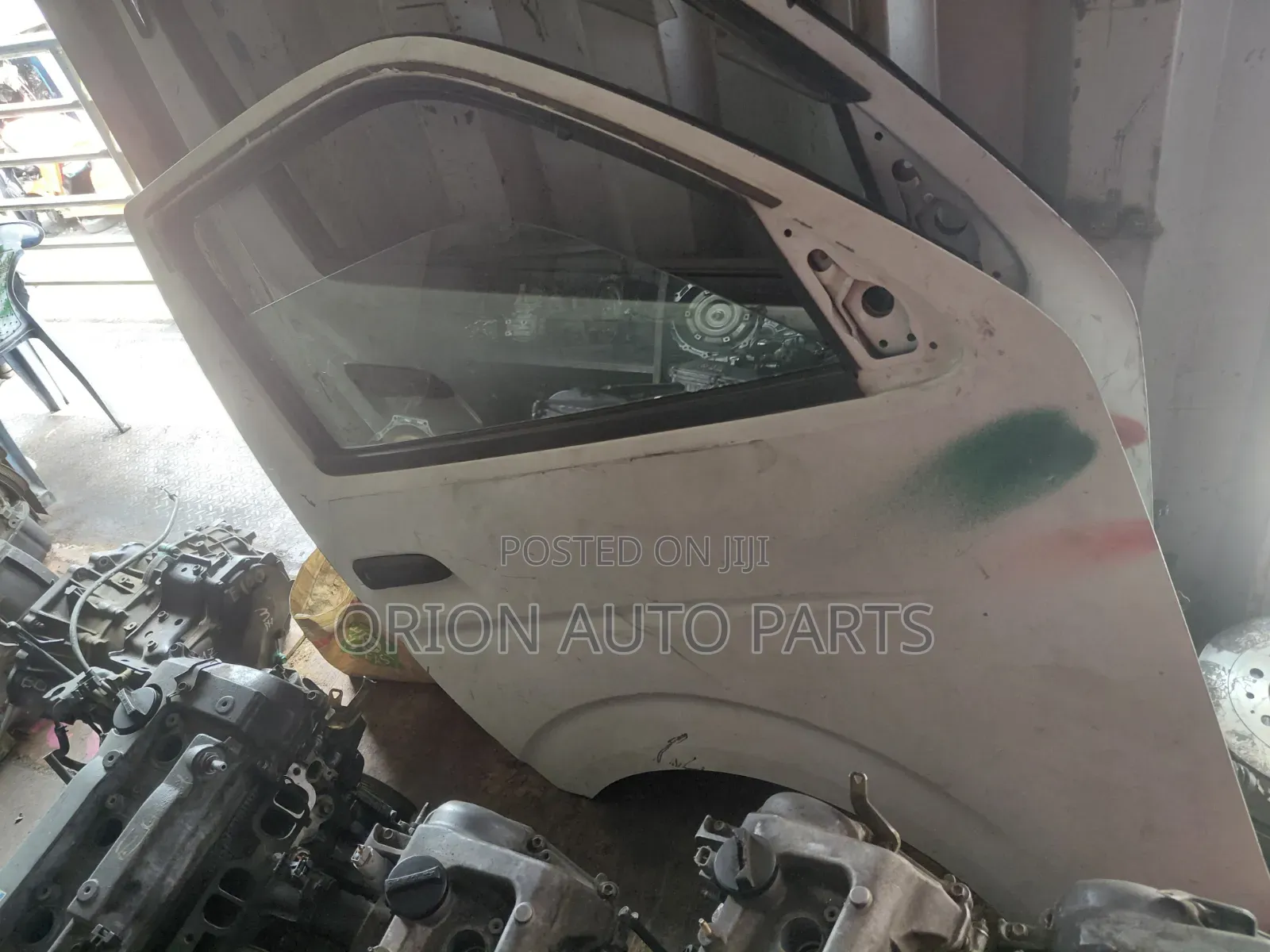 Hiace 7L Doors
