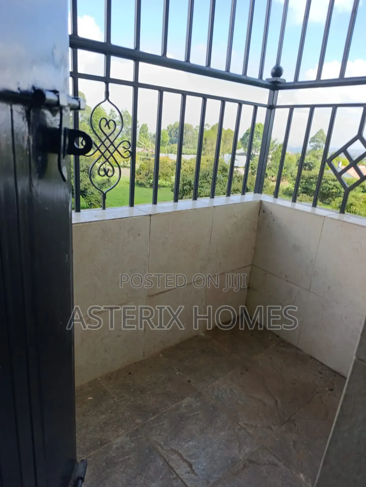 2bdrm Apartment in Zambezi/Sigona for rent