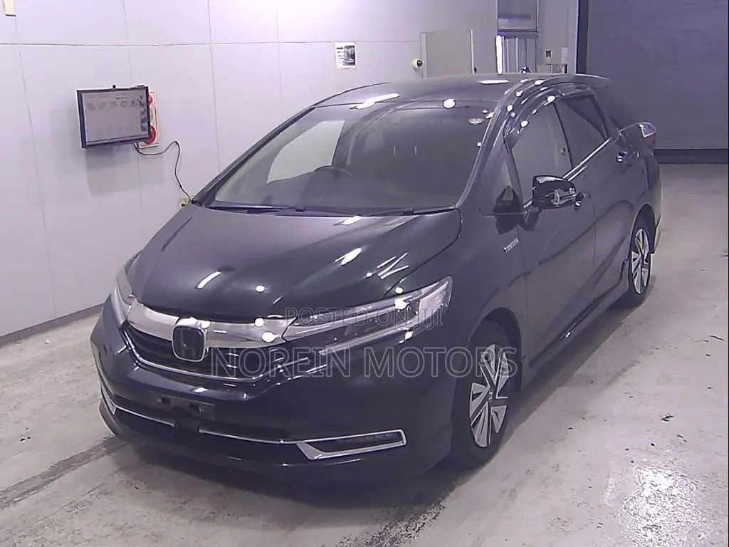 Honda Fit Shuttle 2020 Green