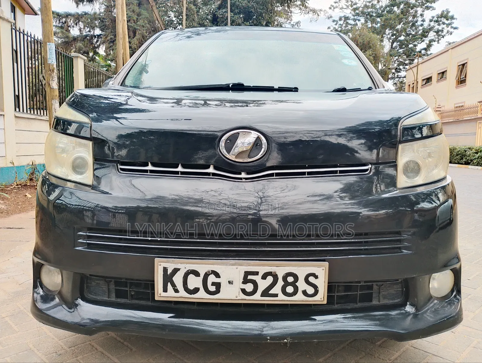 Toyota Voxy 2009 Black