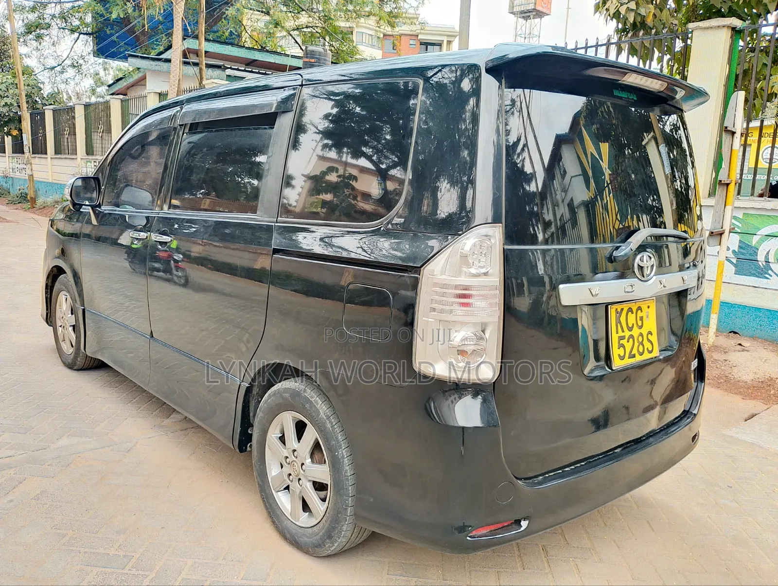 Toyota Voxy 2009 Black