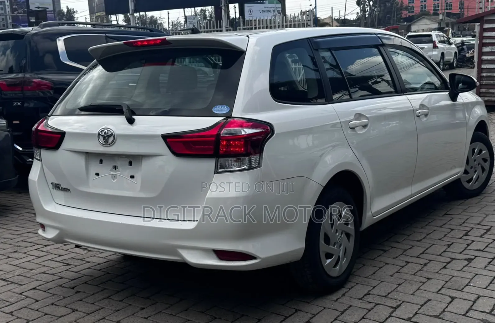 Toyota Corolla Fielder 2019 White