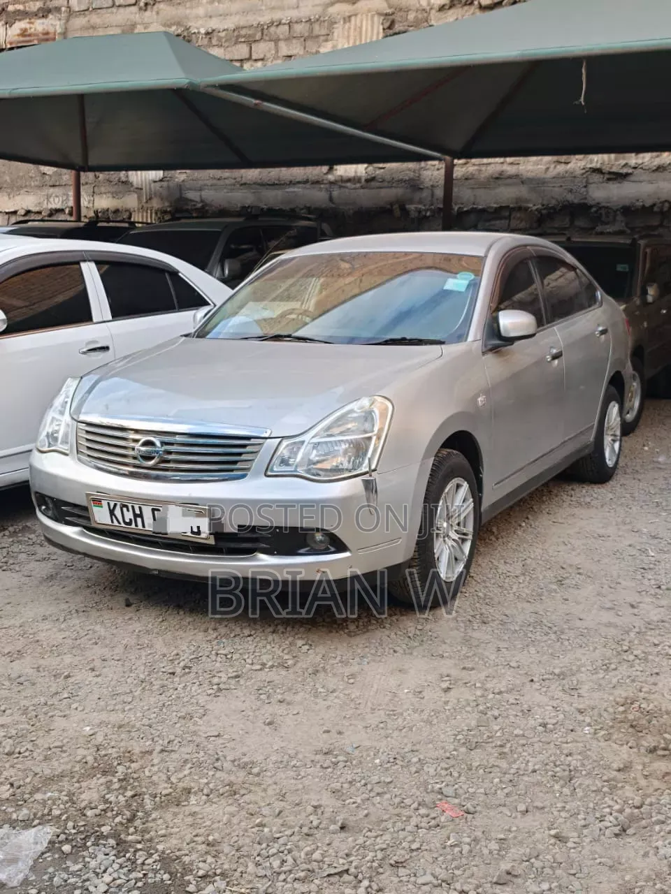 Nissan Bluebird 2009 Silver