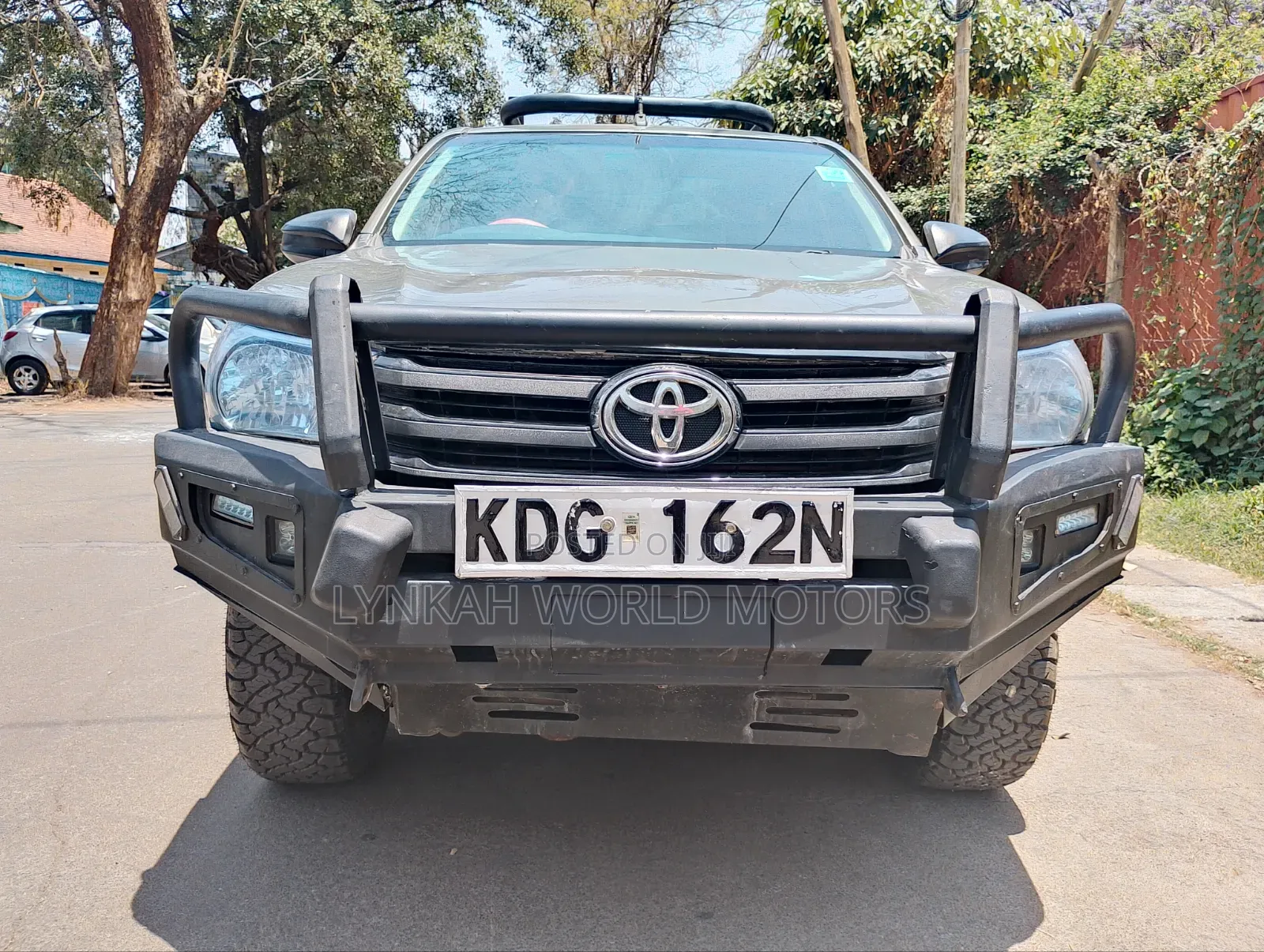 Toyota Hilux 2021 Gray