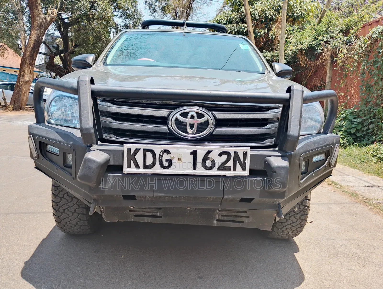 Toyota Hilux 2021 Gray
