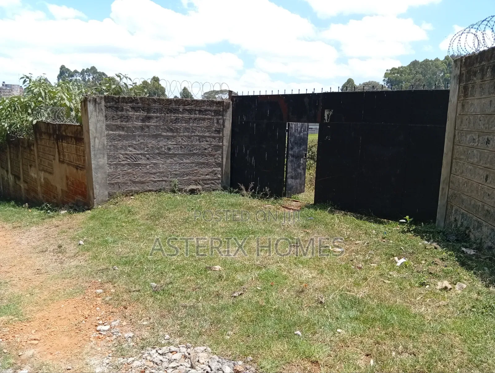 Yard to Let in Zambezi, Waiyaki Way