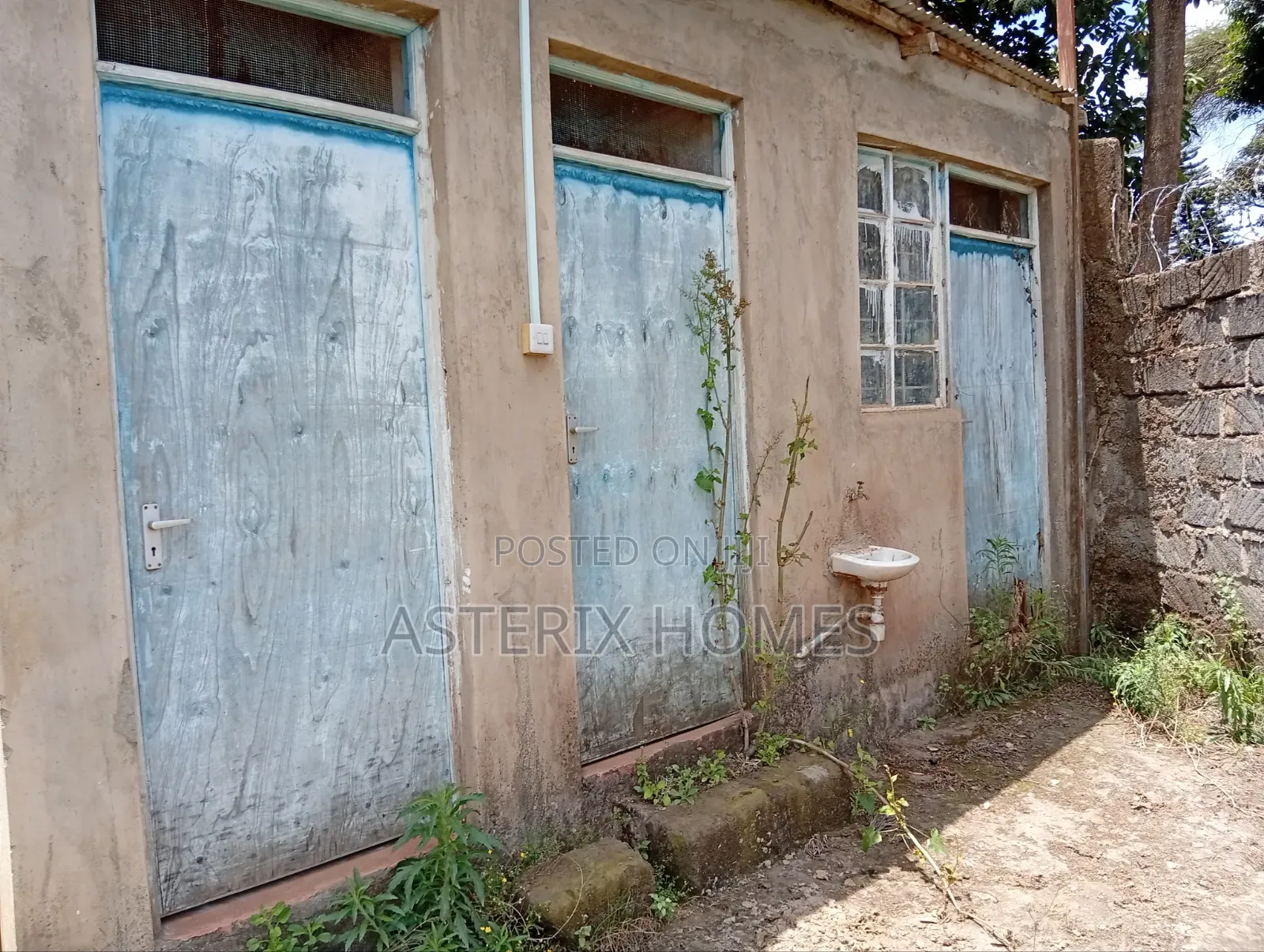 Yard to Let in Zambezi, Waiyaki Way