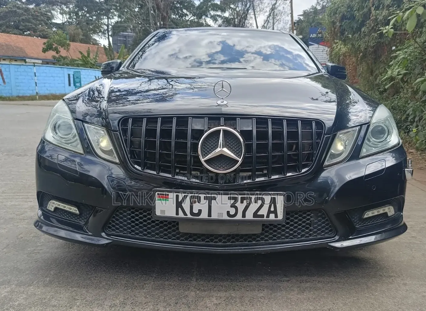 Mercedes-Benz E250 2012 Black