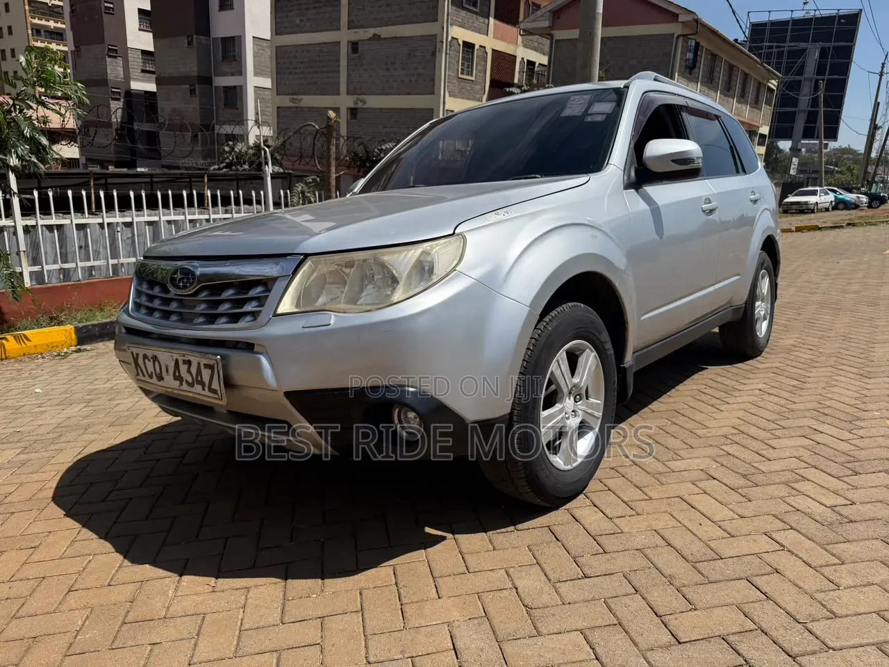 Subaru Forester 2011 Silver