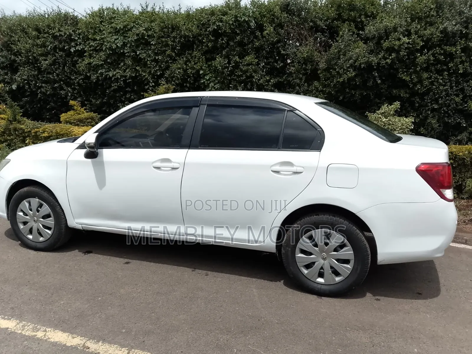 Toyota Axio 1.5 X 2WD 2013 White