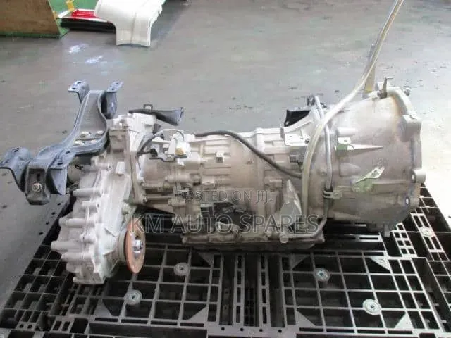 Mazda L8 4WD Gearbox for Mazda Bongo, Nissan Vanette.