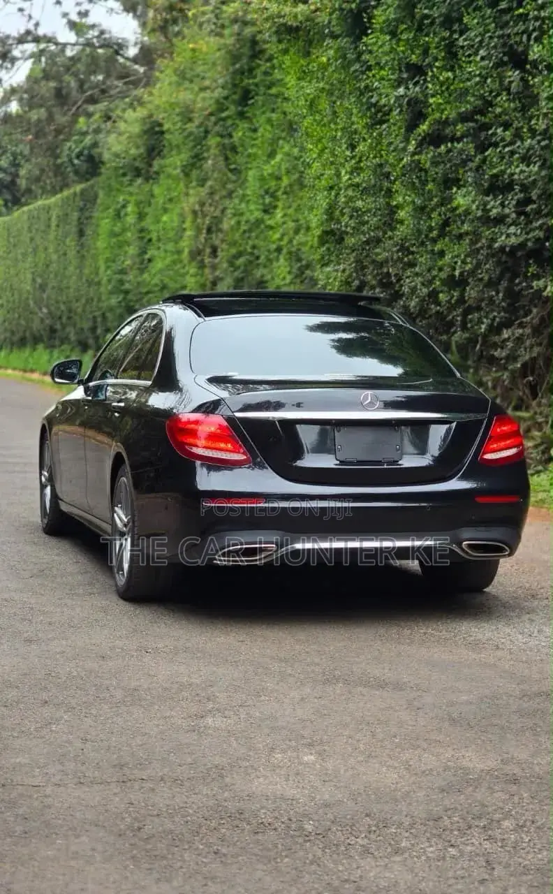 Mercedes-Benz E200 2019 Black