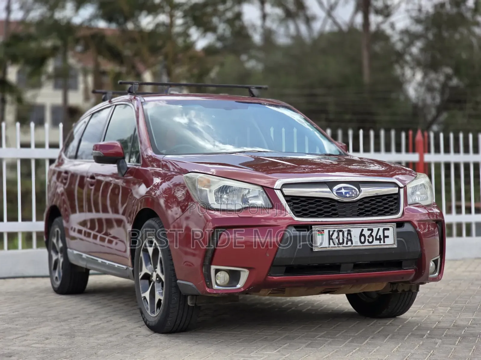 Subaru Forester 2.0XT Premium 4dr SUV AWD (2.0L 4cyl Turbo CVT) 2014