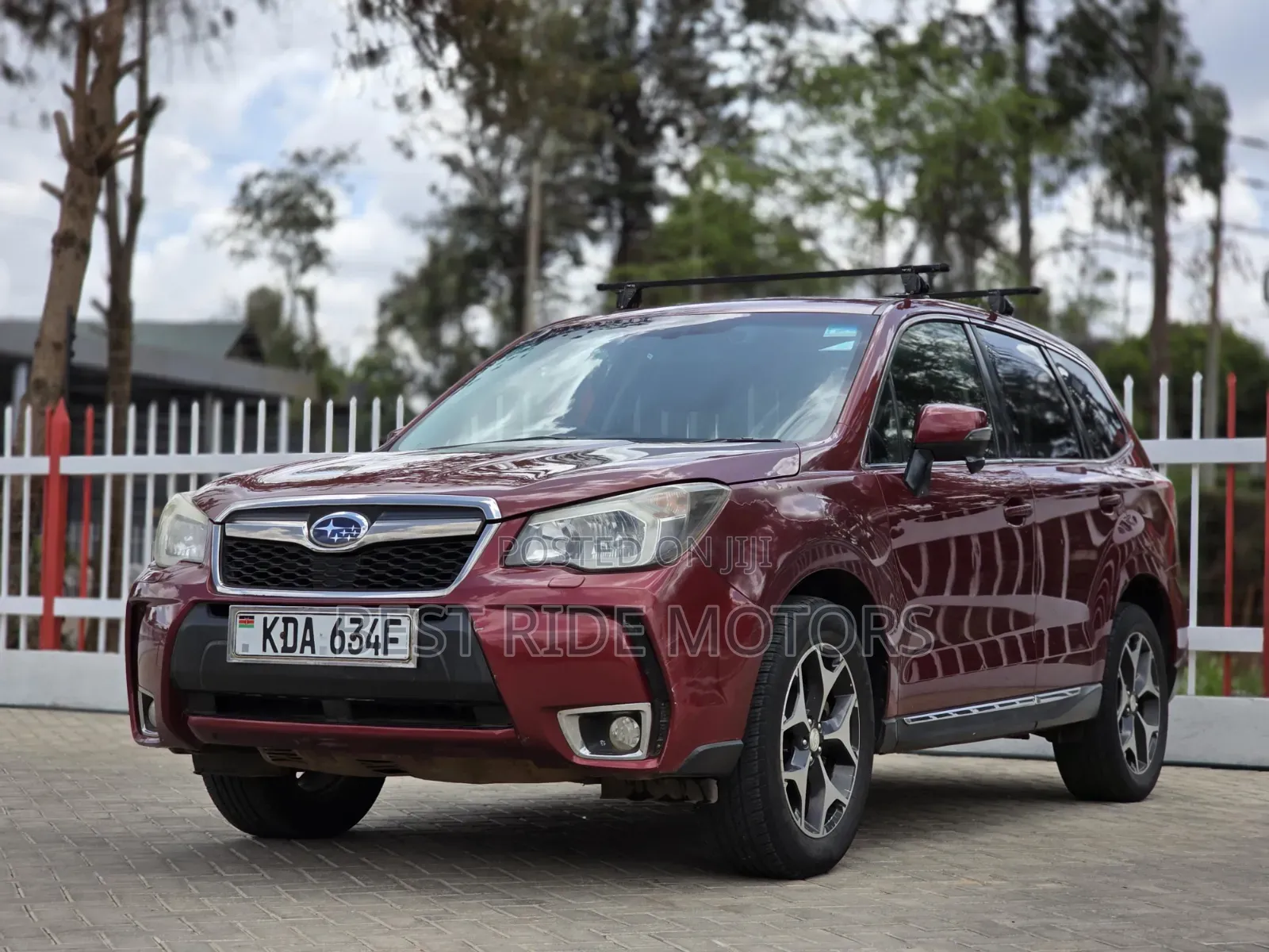 Subaru Forester 2.0XT Premium 4dr SUV AWD (2.0L 4cyl Turbo CVT) 2014