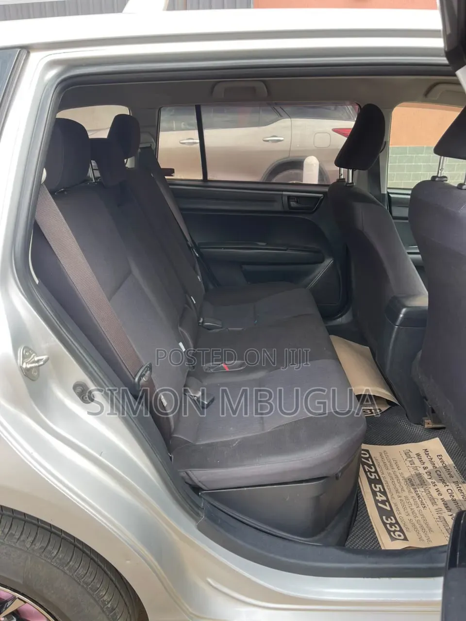 Toyota Corolla Fielder 1.5 Hybrid FWD 2015 Silver