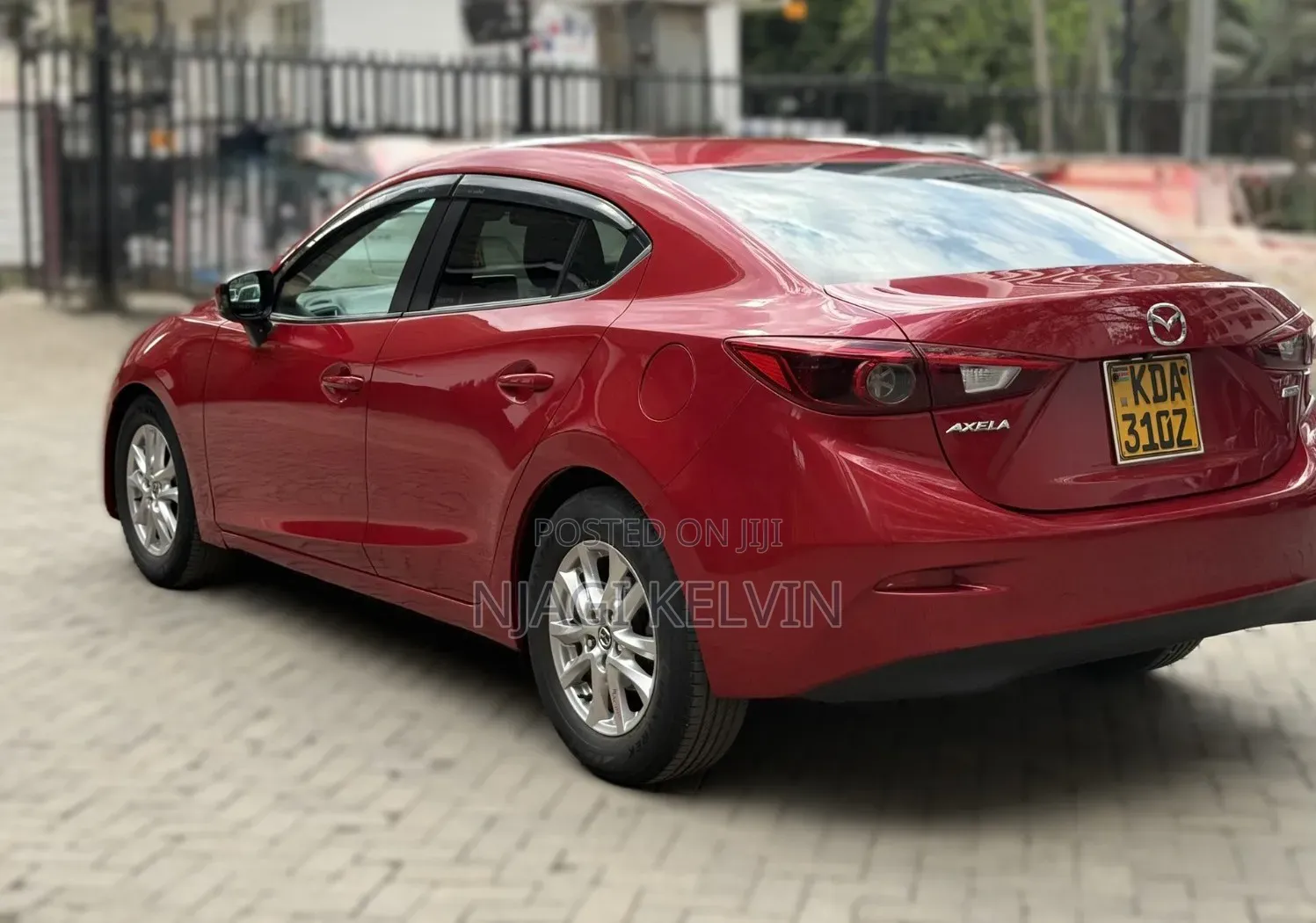 Mazda Axela SV Premium 2014 Red