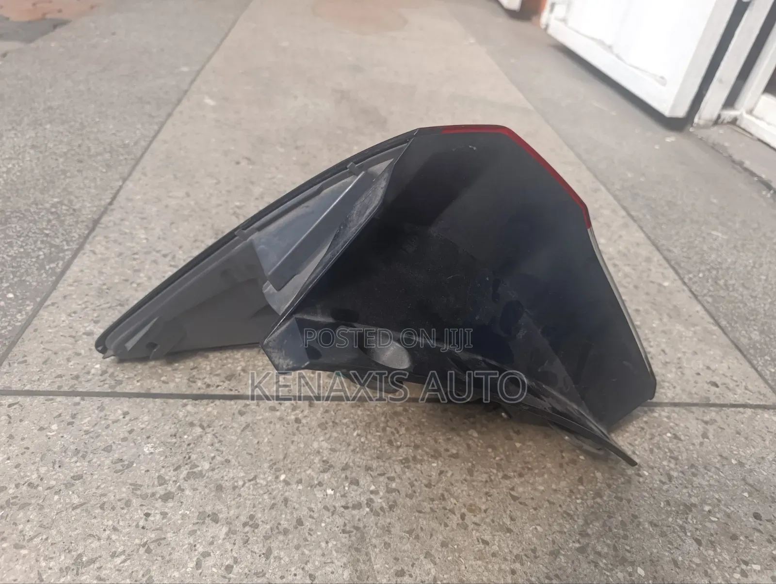 Honda Vezel Taillight