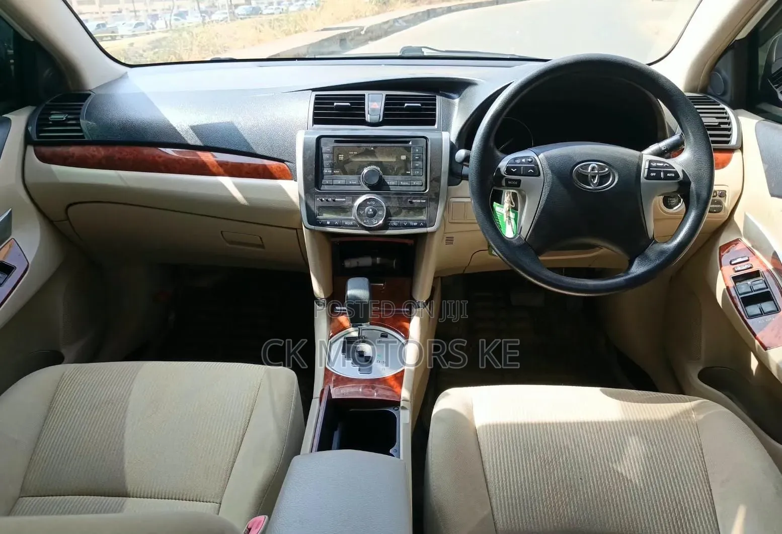 Toyota Premio 1.5 FWD 2014 White