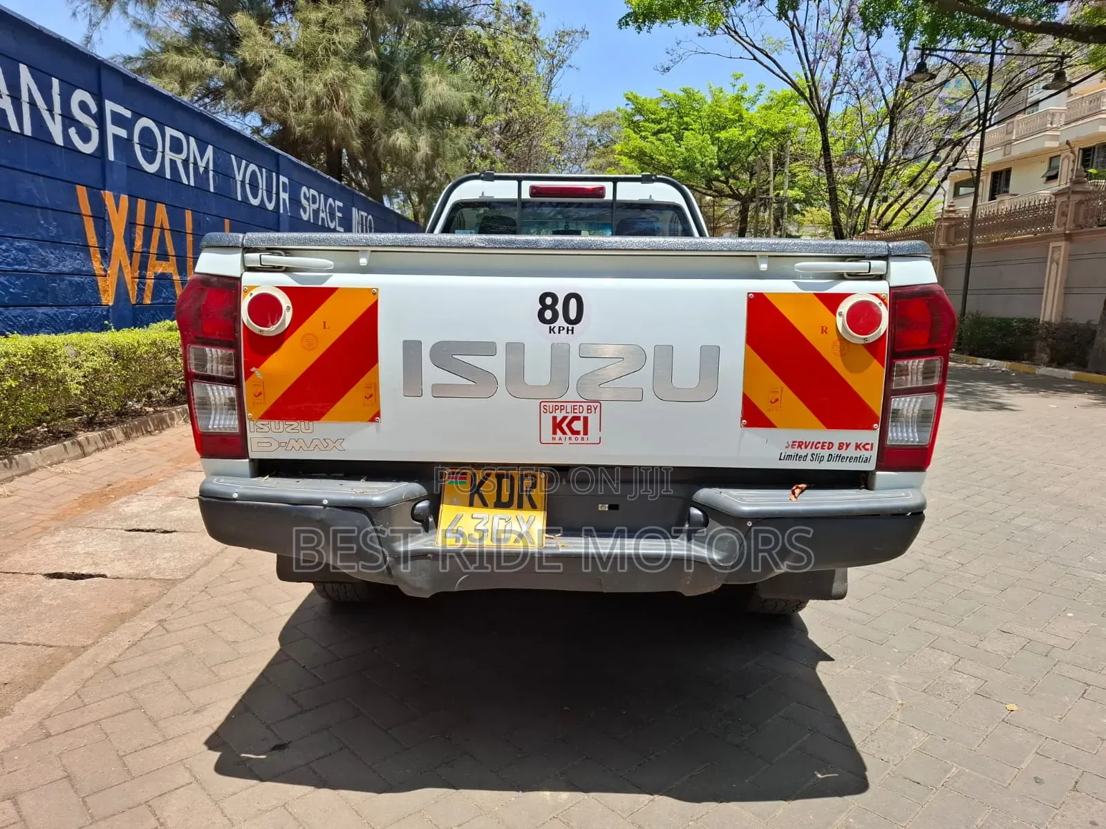Isuzu D-MAX 2025 White