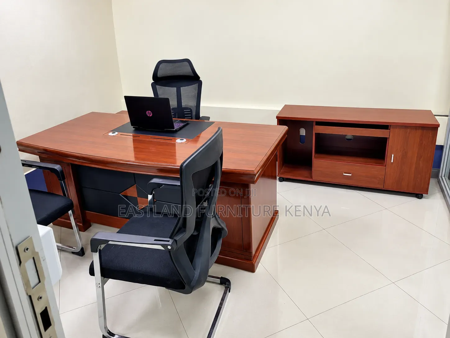 Executive Office Desk Set With Matching Credenzar Chairs